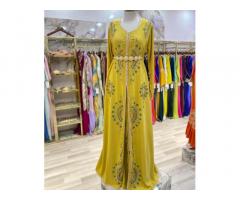 أزياء واحة عطر